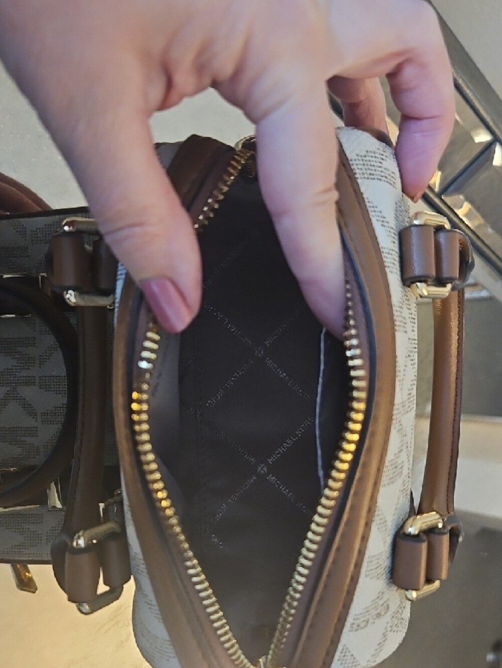 Michael Kors Cream & Brown Mini Logo Crossbody - Picture 5 of 11